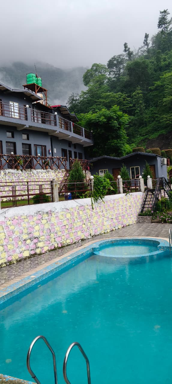 pool