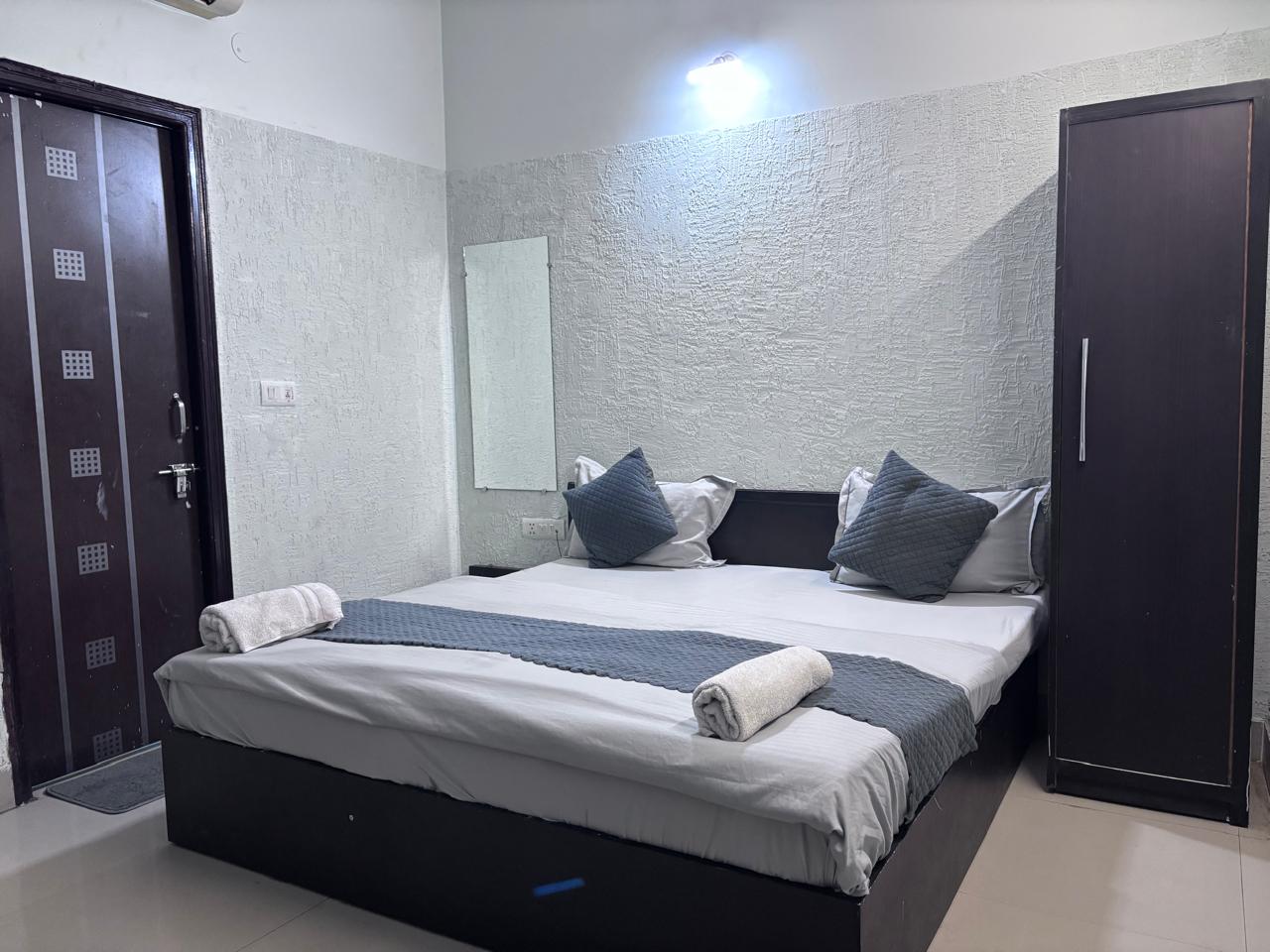 room4